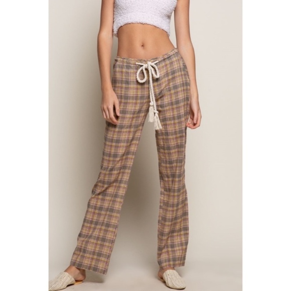 POL Plaid Straight-Leg Pants in Brown and Tan